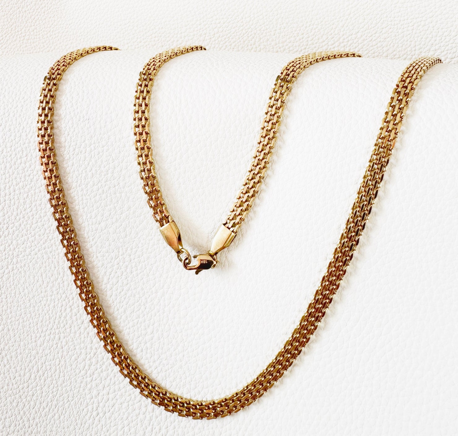 Cadena Chinesca Oro Laminado 18K - Hombre