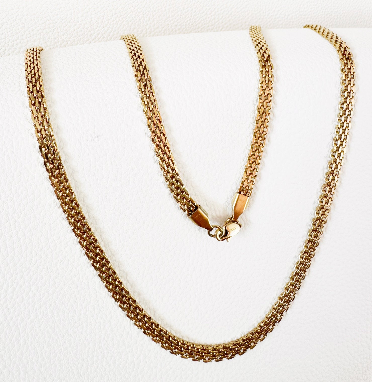 Cadena Chinesca Oro Laminado 18K - Hombre