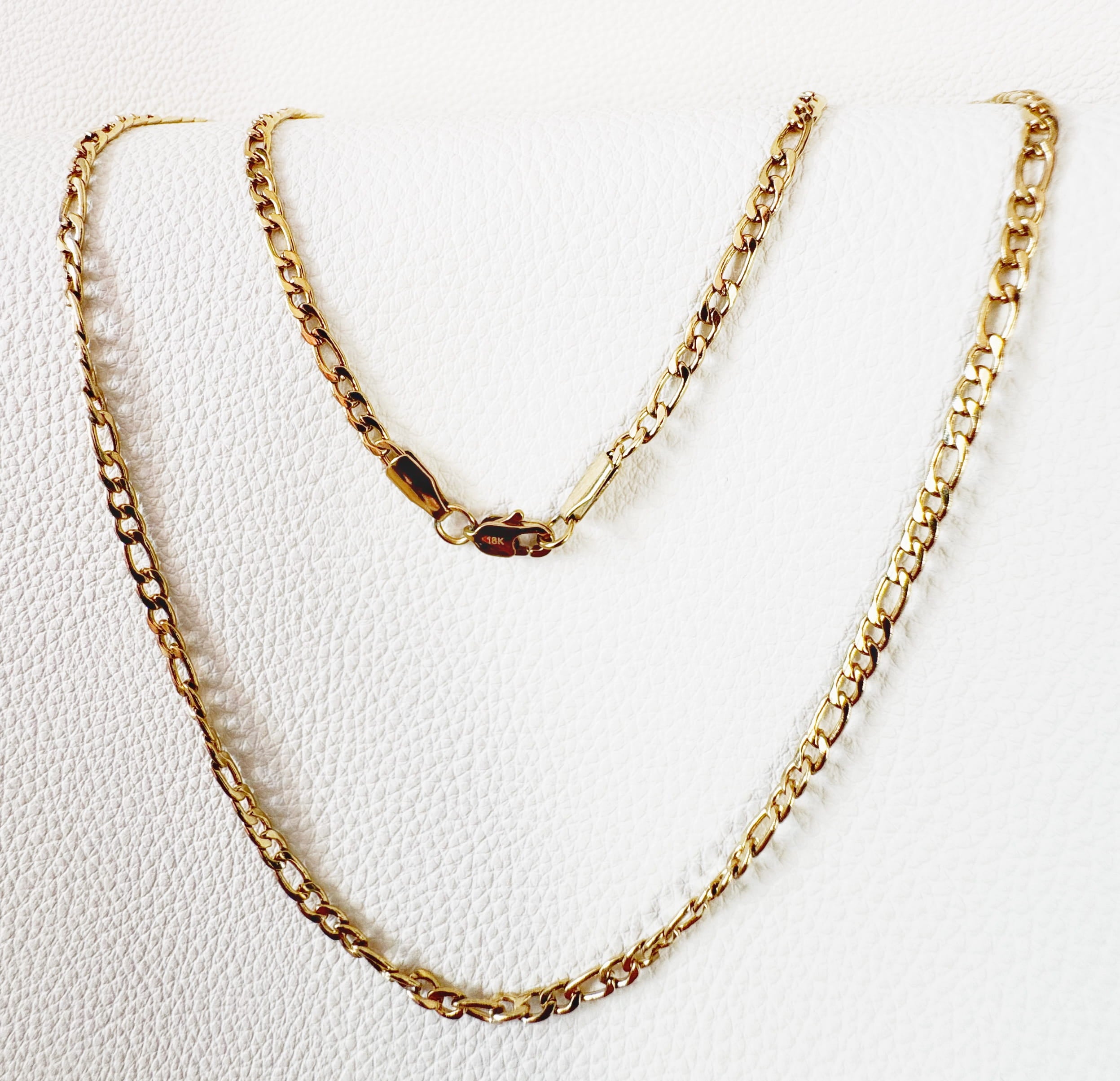Cadena Cartier Oro Laminado 18K - Hombre